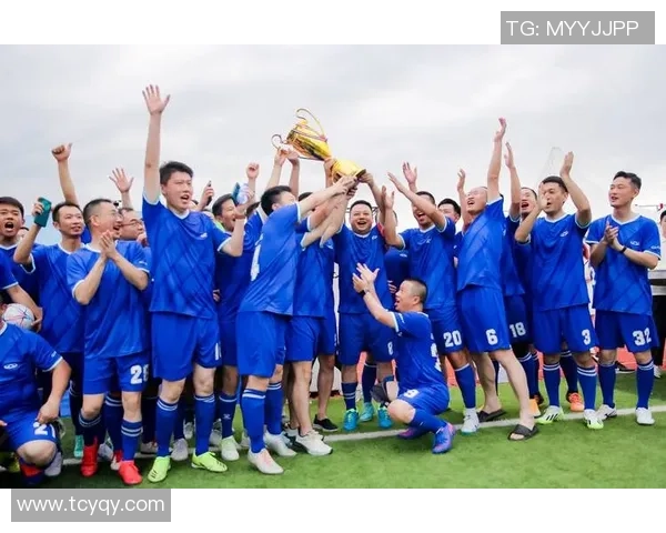 阳朔足球热潮兴起球迷齐聚共赏美丽山水间的激情对决